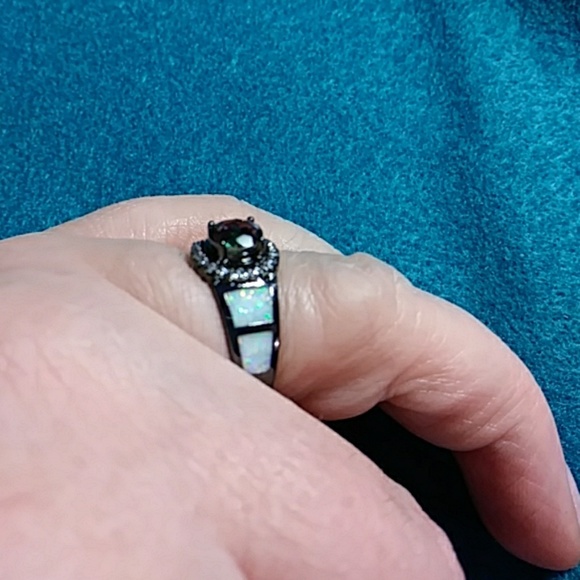 SOLD Sz6 black rhodium inlayed opal and .50 Mystic ston - Picture 2 of 4